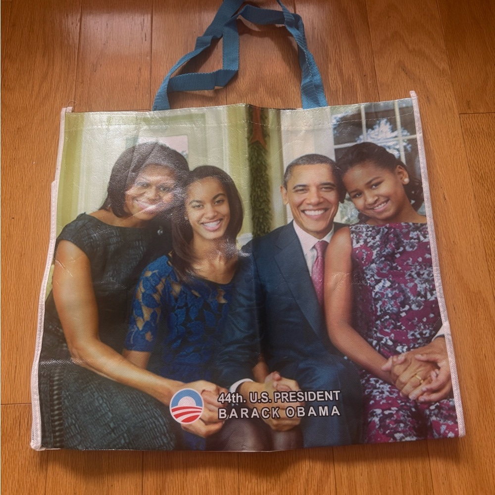 Obama Family Tote Bag